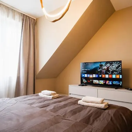 Sea Garden Center 1 Br *