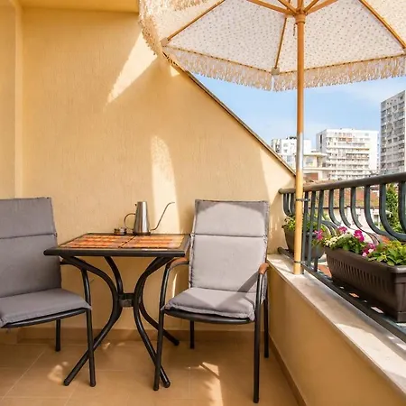 Apartmán Sea Garden Center 1 Br *